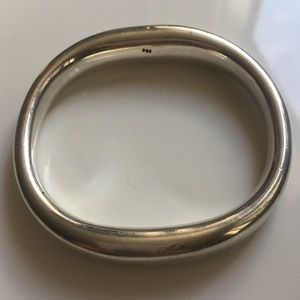 Silver gorgeous designer bracelet/bangle